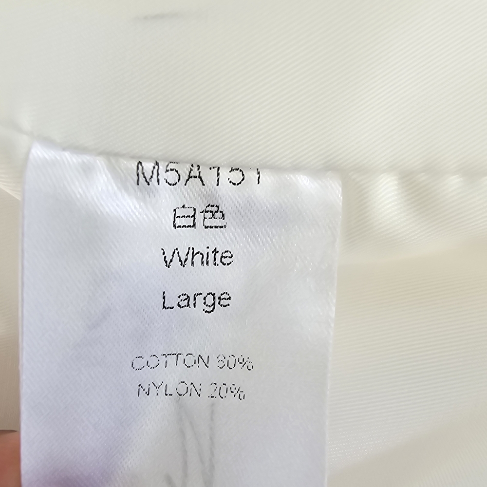 Elegant Woman's White Double-Breasted Fall/Winter Classic Coat with Gold Buttons - Picture 7 of 13